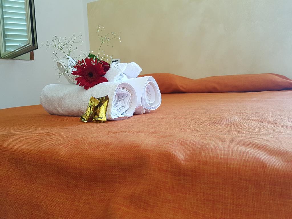 Casolare Al Porto Hotell Tropea Exteriör bild