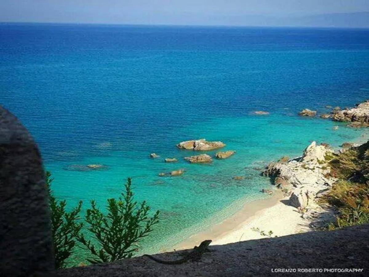 Casolare Al Porto Hotell Tropea Exteriör bild